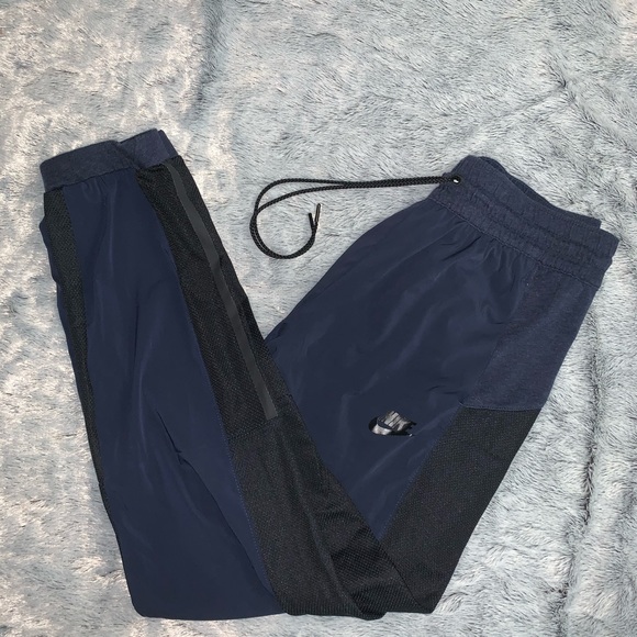 Women’s Nike Bonded Tech Mesh Jogger ✔️ - Picture 4 of 11